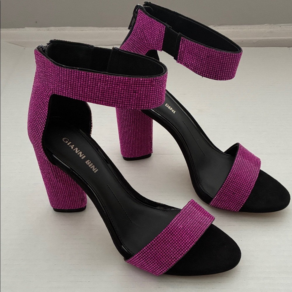 Giani Bini Ronilynn Sandals Heels Shoes Jewel Embellished Pink SZ 8.5 NWT